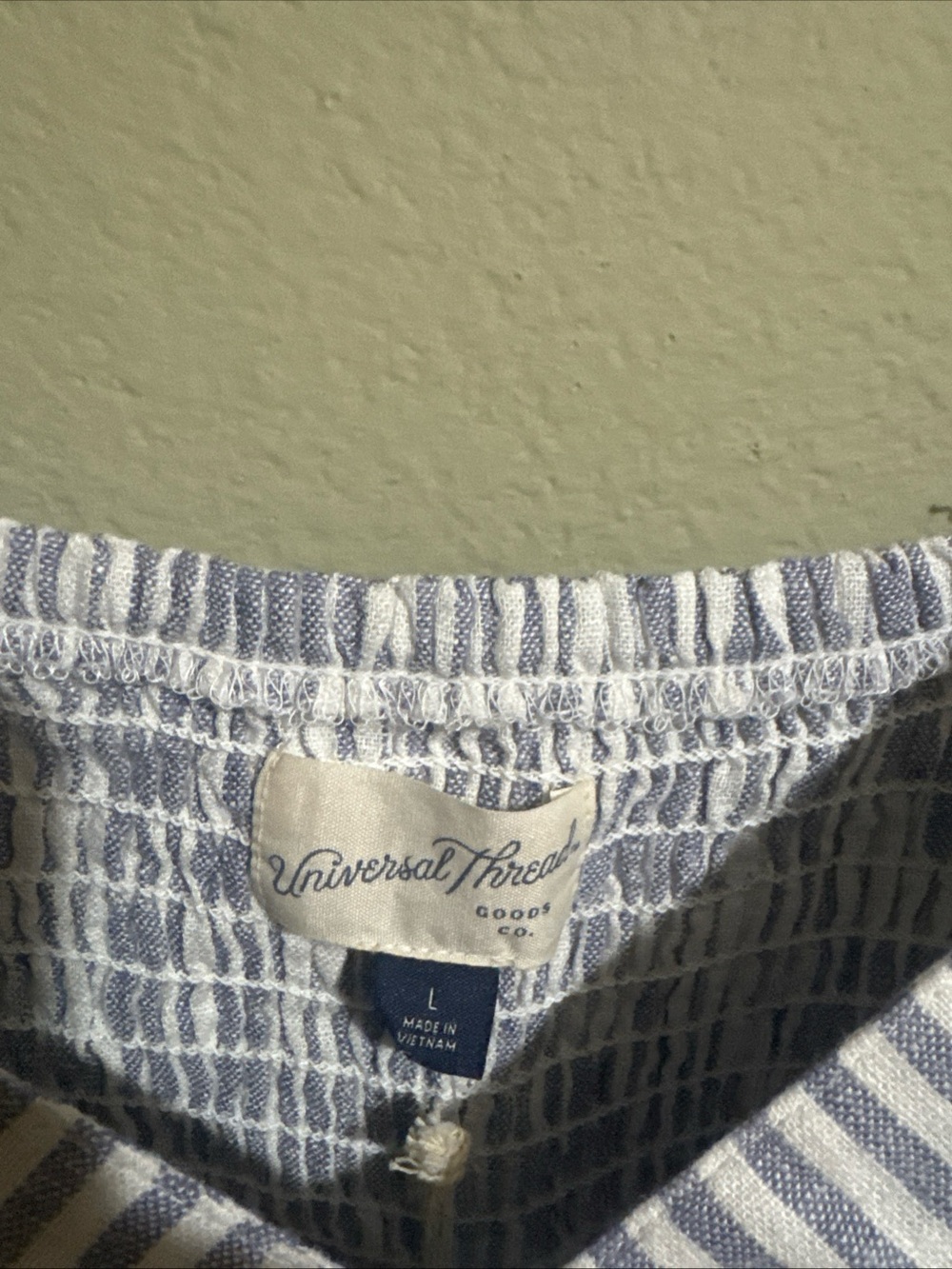 NWT Universal Thread Cropped Top Women L Blue Striped V-Neck Sleeveless Linen - Picture 3 of 7